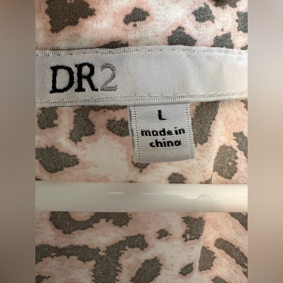 Dr2 Top Animal Print Pink Gray Blouse Long Sleeve - Picture 4 of 6